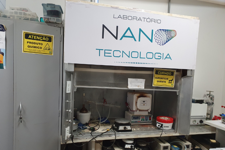 LABORATÓRIO NANOTECNOLOGIA